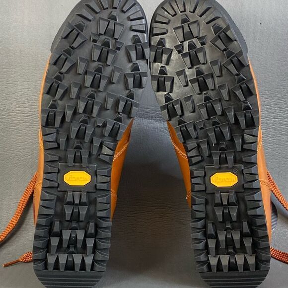 New Balance  RAINIER LOW 'GLAZED GINGER' Brown sneaker shoes mens size  8.5 - Picture 8 of 9